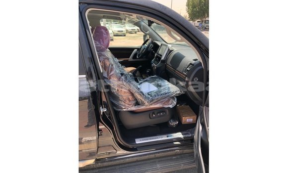 Buy Import Toyota Land Cruiser Black Car in Import - Dubai in Baa Buy Import Toyota Land Cruiser Black Car in Import - Dubai in Baa