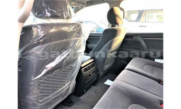 Buy Import Toyota Land Cruiser Other Car in Import - Dubai in Baa Buy Import Toyota Land Cruiser Other Car in Import - Dubai in Baa