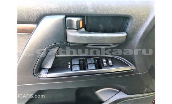 Buy Import Toyota Land Cruiser Other Car in Import - Dubai in Baa Buy Import Toyota Land Cruiser Other Car in Import - Dubai in Baa