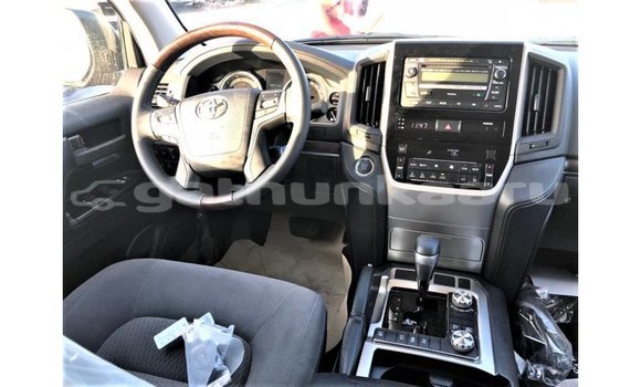 Buy Import Toyota Land Cruiser Other Car in Import - Dubai in Baa Buy Import Toyota Land Cruiser Other Car in Import - Dubai in Baa