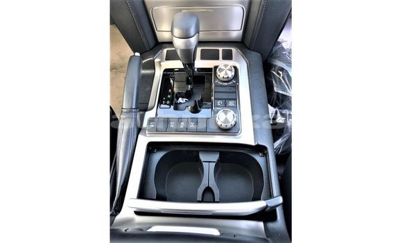 Buy Import Toyota Land Cruiser Other Car in Import - Dubai in Baa Buy Import Toyota Land Cruiser Other Car in Import - Dubai in Baa