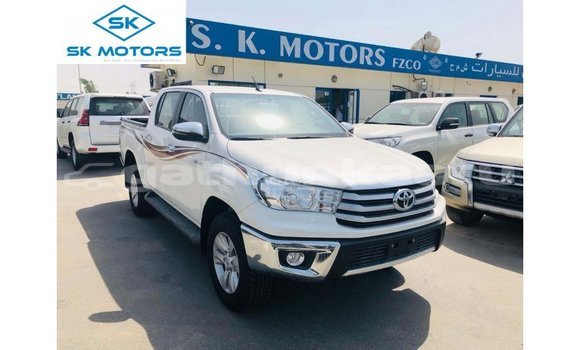 Buy Import Toyota Hilux White Car in Import - Dubai in Baa Buy Import Toyota Hilux White Car in Import - Dubai in Baa