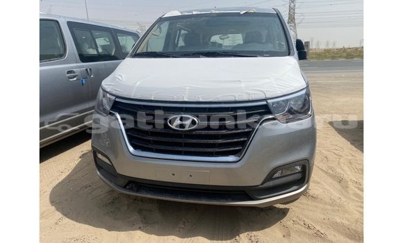 Buy Import Hyundai Chorus Other Truck in Import - Dubai in Baa
