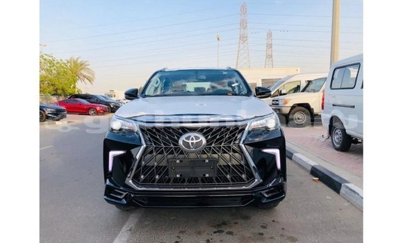 Buy Import Toyota Fortuner Black Car in Import - Dubai in Baa Buy Import Toyota Fortuner Black Car in Import - Dubai in Baa