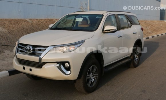 Buy Import Toyota Fortuner Black Car in Import - Dubai in Baa Buy Import Toyota Fortuner Black Car in Import - Dubai in Baa