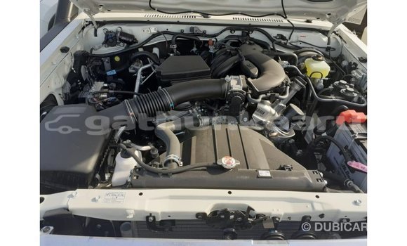Buy Import Toyota Land Cruiser White Car in Import - Dubai in Baa Buy Import Toyota Land Cruiser White Car in Import - Dubai in Baa