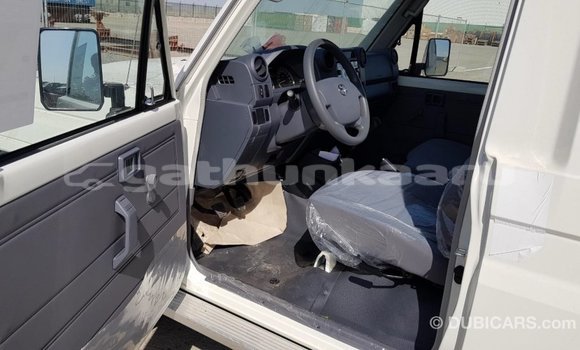 Buy Import Toyota Land Cruiser White Car in Import - Dubai in Baa Buy Import Toyota Land Cruiser White Car in Import - Dubai in Baa