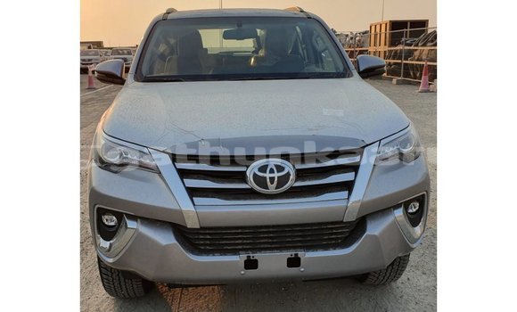 Buy Import Toyota Fortuner Other Car in Import - Dubai in Baa Buy Import Toyota Fortuner Other Car in Import - Dubai in Baa