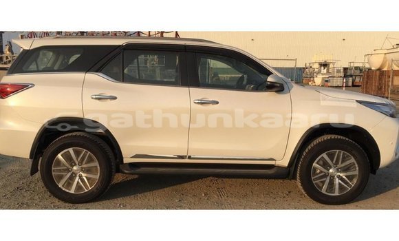 Buy Import Toyota Fortuner Other Car in Import - Dubai in Baa Buy Import Toyota Fortuner Other Car in Import - Dubai in Baa