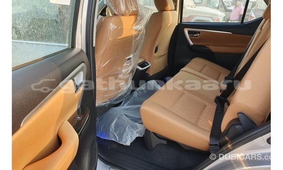 Buy Import Toyota Fortuner Other Car in Import - Dubai in Baa Buy Import Toyota Fortuner Other Car in Import - Dubai in Baa