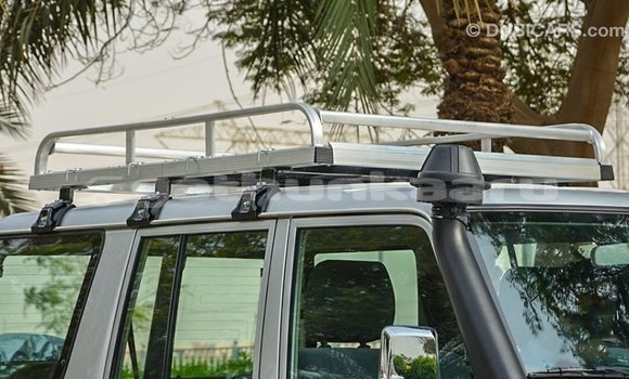 Buy Import Toyota Land Cruiser Other Car in Import - Dubai in Baa Buy Import Toyota Land Cruiser Other Car in Import - Dubai in Baa