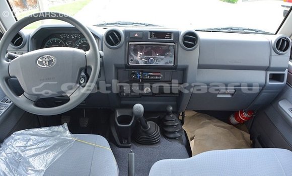 Buy Import Toyota Land Cruiser Other Car in Import - Dubai in Baa Buy Import Toyota Land Cruiser Other Car in Import - Dubai in Baa