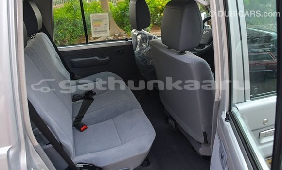 Buy Import Toyota Land Cruiser Other Car in Import - Dubai in Baa Buy Import Toyota Land Cruiser Other Car in Import - Dubai in Baa