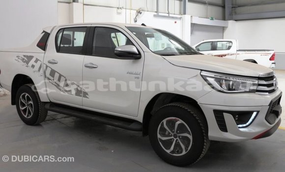 Buy Import Toyota Hilux White Car in Import - Dubai in Baa Buy Import Toyota Hilux White Car in Import - Dubai in Baa