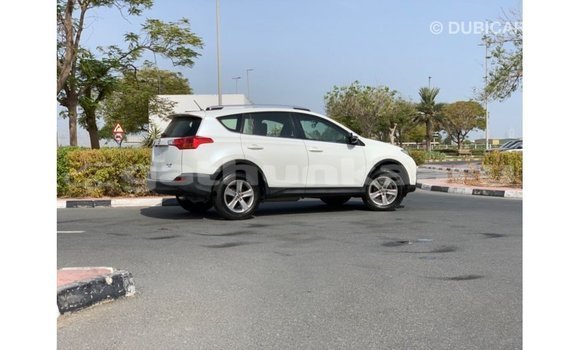 Buy Import Toyota 4Runner White Car in Import - Dubai in Baa Buy Import Toyota 4Runner White Car in Import - Dubai in Baa