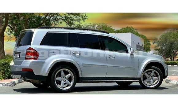 Buy Import Mercedes-Benz 190 Other Car in Import - Dubai in Baa Buy Import Mercedes-Benz 190 Other Car in Import - Dubai in Baa