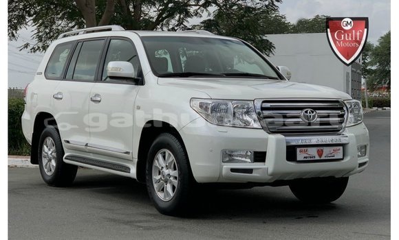 Buy Import Toyota Land Cruiser White Car in Import - Dubai in Baa Buy Import Toyota Land Cruiser White Car in Import - Dubai in Baa