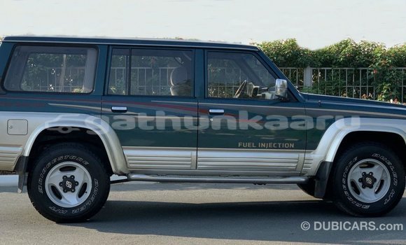 Buy Import Nissan Patrol Blue Car in Import - Dubai in Baa Buy Import Nissan Patrol Blue Car in Import - Dubai in Baa