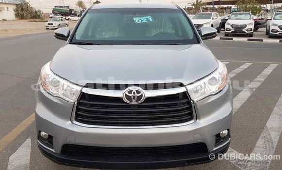 Buy Import Toyota Highlander Other Car in Import - Dubai in Baa Buy Import Toyota Highlander Other Car in Import - Dubai in Baa