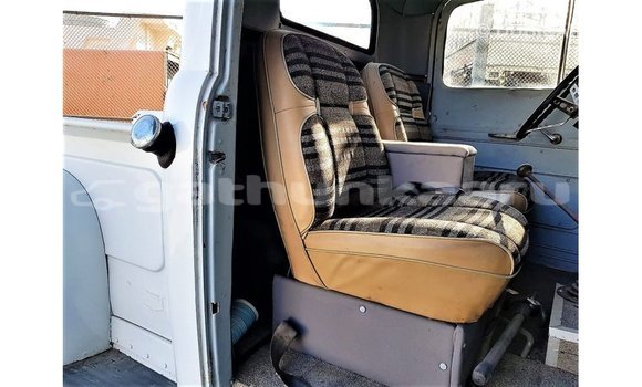 Buy Import Ford AEV AMBULANCE White Truck in Import - Dubai in Baa Buy Import Ford AEV AMBULANCE White Truck in Import - Dubai in Baa