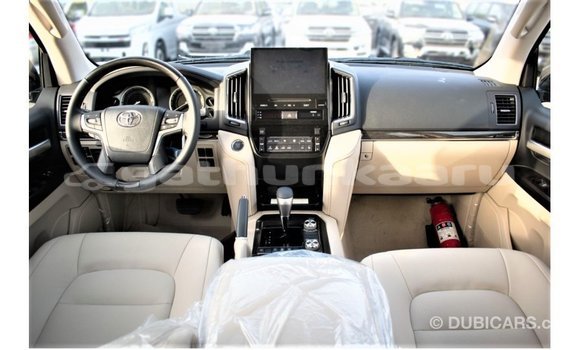 Buy Import Toyota Land Cruiser Black Car in Import - Dubai in Baa Buy Import Toyota Land Cruiser Black Car in Import - Dubai in Baa