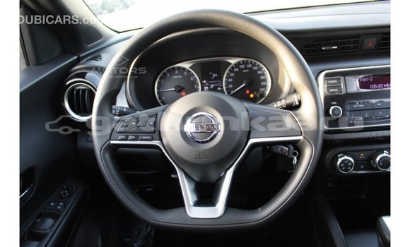 Buy Import Nissan Evalia Other Truck in Import - Dubai in Baa Buy Import Nissan Evalia Other Truck in Import - Dubai in Baa