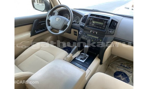 Buy Import Toyota Land Cruiser Other Car in Import - Dubai in Baa Buy Import Toyota Land Cruiser Other Car in Import - Dubai in Baa