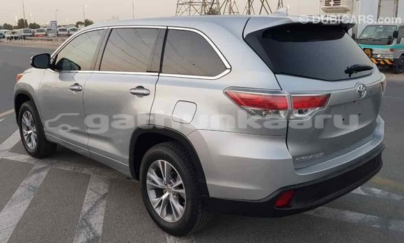Buy Import Toyota Highlander Other Car in Import - Dubai in Baa Buy Import Toyota Highlander Other Car in Import - Dubai in Baa