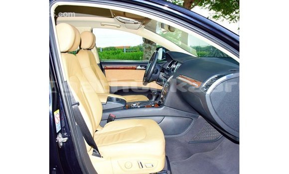 Buy Import Audi Q7 Black Car in Import - Dubai in Baa Buy Import Audi Q7 Black Car in Import - Dubai in Baa