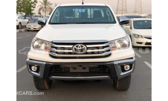 Buy Import Toyota Hilux White Car in Import - Dubai in Baa Buy Import Toyota Hilux White Car in Import - Dubai in Baa