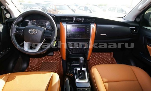 Buy Import Toyota Fortuner Other Car in Import - Dubai in Baa Buy Import Toyota Fortuner Other Car in Import - Dubai in Baa