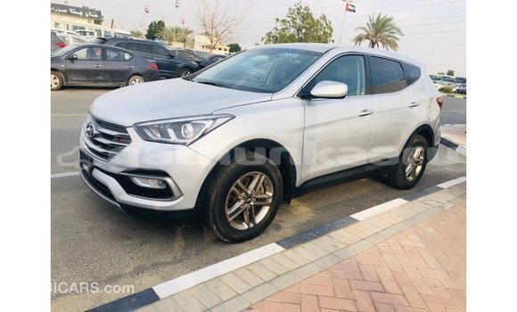 Buy Import Hyundai Santa Fe Other Car in Import - Dubai in Baa Buy Import Hyundai Santa Fe Other Car in Import - Dubai in Baa