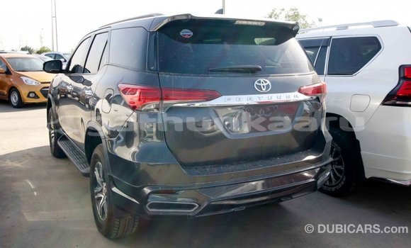 Buy Import Toyota Fortuner Other Car in Import - Dubai in Baa Buy Import Toyota Fortuner Other Car in Import - Dubai in Baa
