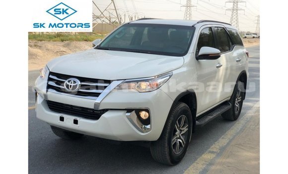 Buy Import Toyota Fortuner White Car in Import - Dubai in Baa Buy Import Toyota Fortuner White Car in Import - Dubai in Baa
