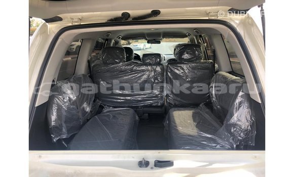 Buy Import Toyota Land Cruiser White Car in Import - Dubai in Baa Buy Import Toyota Land Cruiser White Car in Import - Dubai in Baa