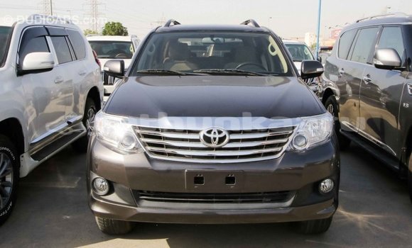 Buy Import Toyota Fortuner Other Car in Import - Dubai in Baa Buy Import Toyota Fortuner Other Car in Import - Dubai in Baa