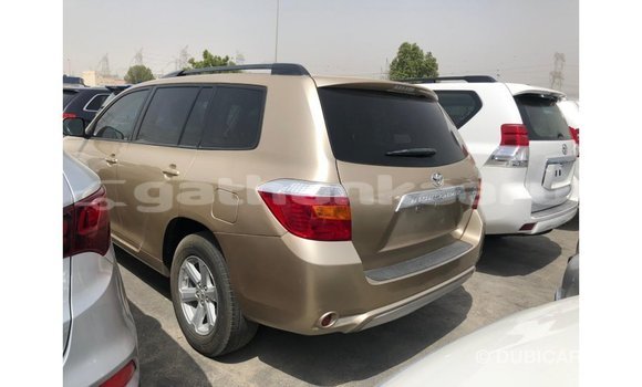 Buy Import Toyota Highlander Other Car in Import - Dubai in Baa Buy Import Toyota Highlander Other Car in Import - Dubai in Baa