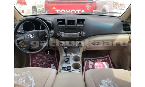 Buy Import Toyota Highlander Blue Car in Import - Dubai in Baa Buy Import Toyota Highlander Blue Car in Import - Dubai in Baa