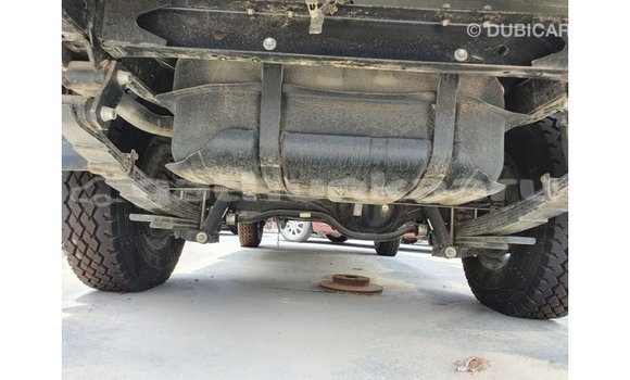 Buy Import Toyota Land Cruiser White Car in Import - Dubai in Baa Buy Import Toyota Land Cruiser White Car in Import - Dubai in Baa