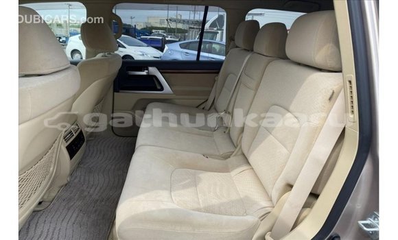 Buy Import Toyota Land Cruiser Other Car in Import - Dubai in Baa Buy Import Toyota Land Cruiser Other Car in Import - Dubai in Baa