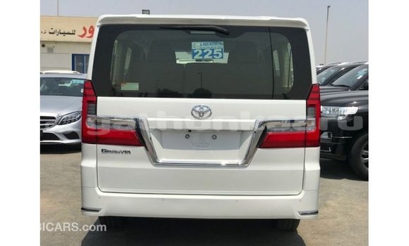 Buy Import Toyota Granvia White Car in Import - Dubai in Baa Buy Import Toyota Granvia White Car in Import - Dubai in Baa