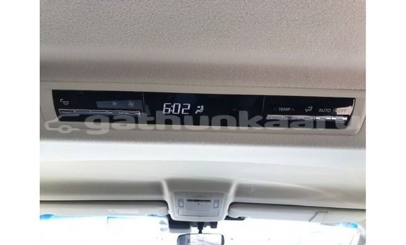 Buy Import Toyota Granvia White Car in Import - Dubai in Baa Buy Import Toyota Granvia White Car in Import - Dubai in Baa