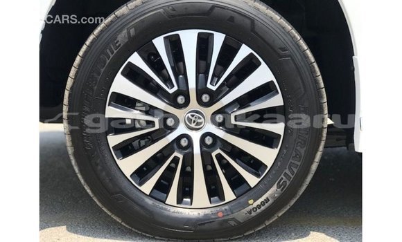 Buy Import Toyota Granvia White Car in Import - Dubai in Baa Buy Import Toyota Granvia White Car in Import - Dubai in Baa