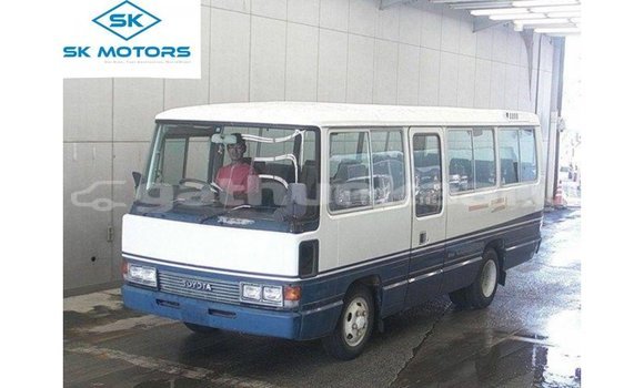 Buy Import Toyota Coaster White Car in Import - Dubai in Baa Buy Import Toyota Coaster White Car in Import - Dubai in Baa