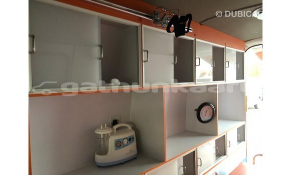 Buy Import Toyota Hiace White Car in Import - Dubai in Baa Buy Import Toyota Hiace White Car in Import - Dubai in Baa