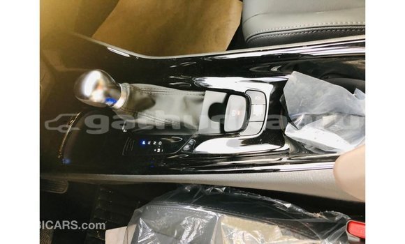 Buy Import Toyota C-HR Other Car in Import - Dubai in Baa Buy Import Toyota C-HR Other Car in Import - Dubai in Baa