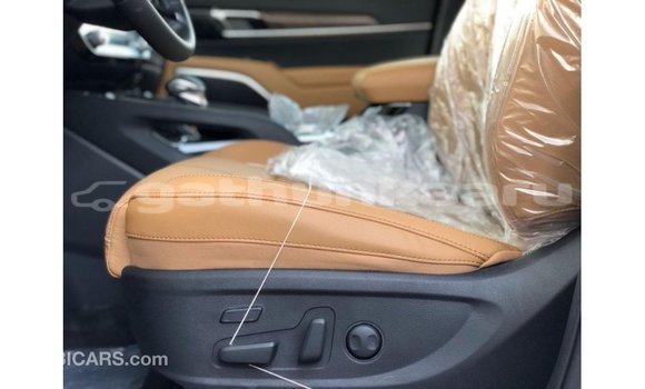 Buy Import Kia Carens White Car in Import - Dubai in Baa Buy Import Kia Carens White Car in Import - Dubai in Baa