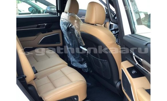 Buy Import Kia Carens White Car in Import - Dubai in Baa Buy Import Kia Carens White Car in Import - Dubai in Baa