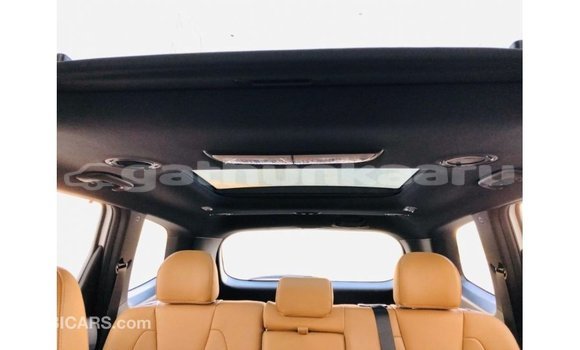 Buy Import Kia Carens White Car in Import - Dubai in Baa Buy Import Kia Carens White Car in Import - Dubai in Baa