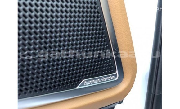 Buy Import Kia Carens White Car in Import - Dubai in Baa Buy Import Kia Carens White Car in Import - Dubai in Baa